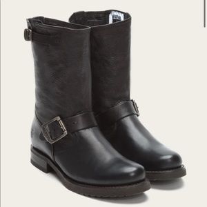 Brand new without tags worn once (briefly) size 7.5 black womens Frye boots